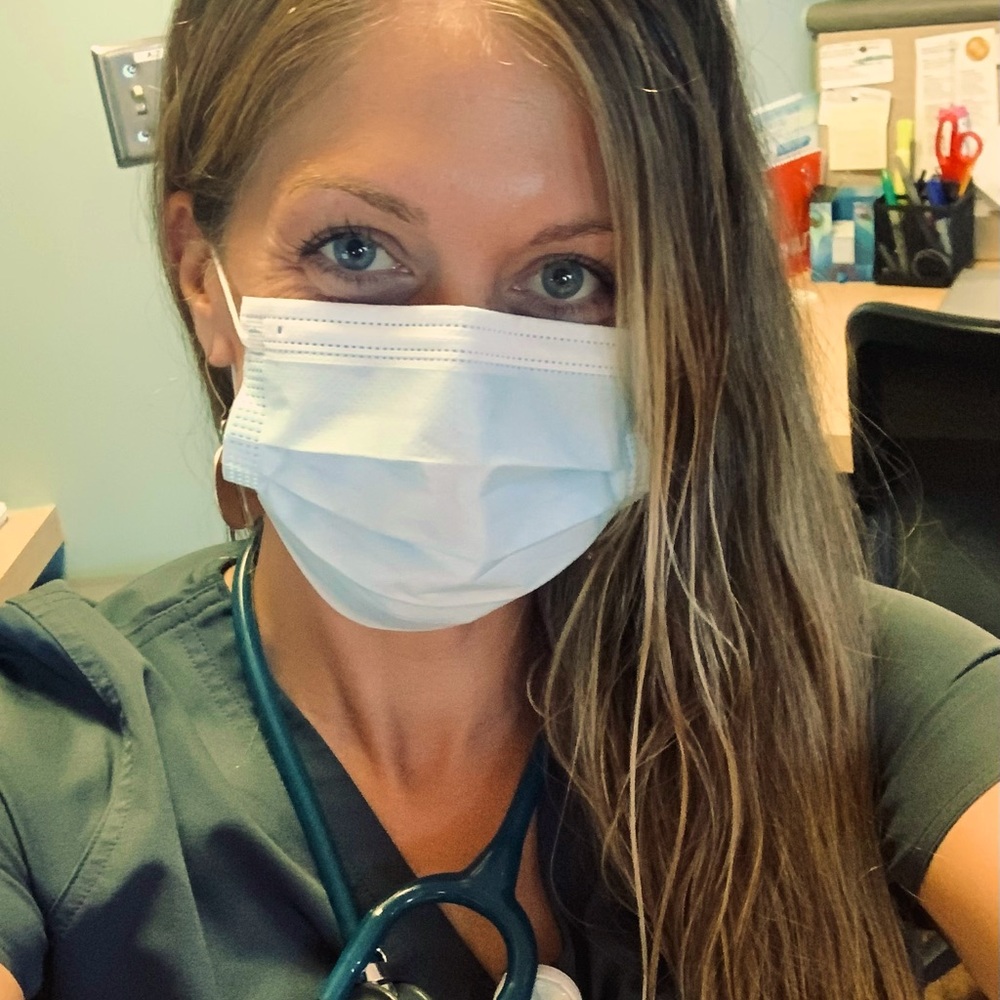 Meet your Posher, Amanda